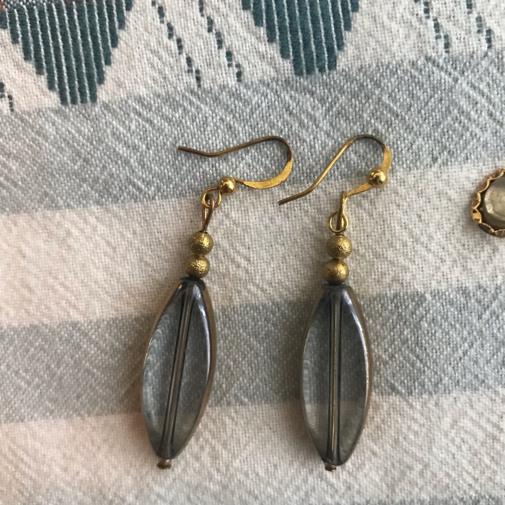 Earring Bundle - Picture 2 of 4